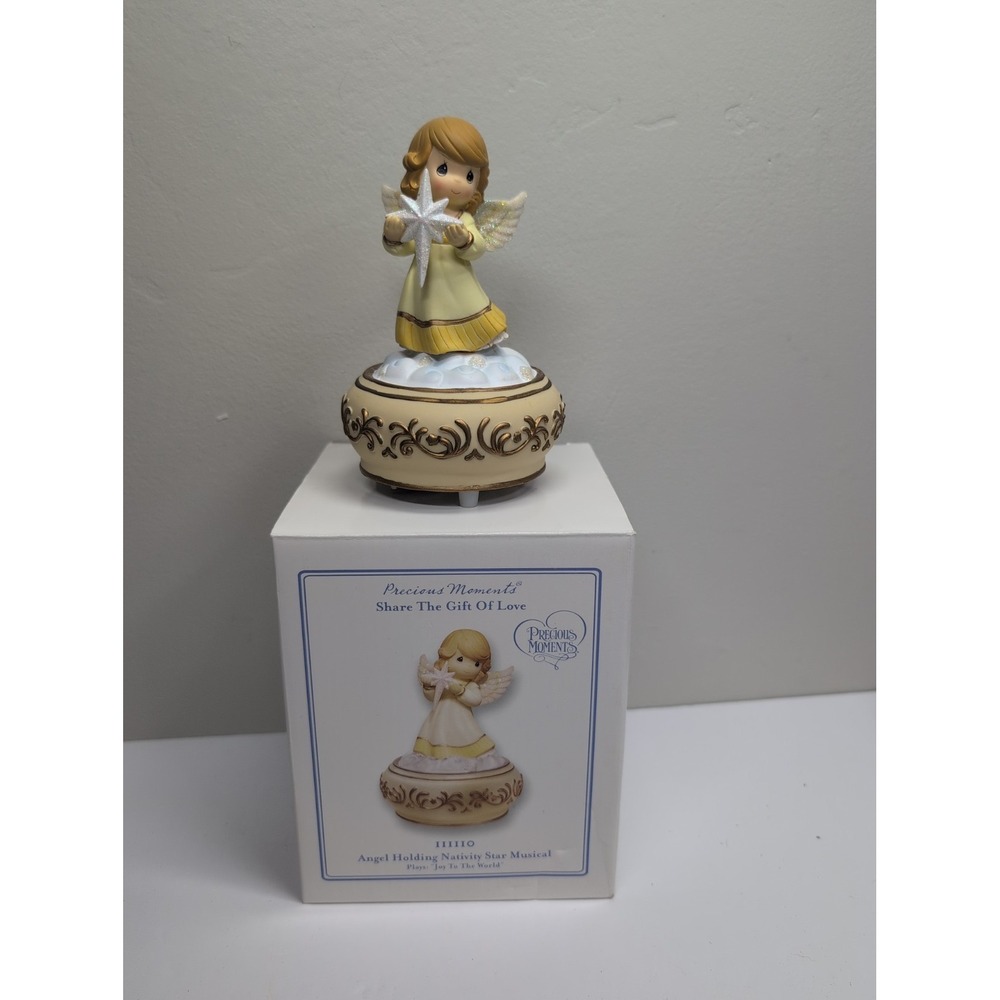 Precious Moments Christmas Angel Holding Nativity Star Music Figurine w/Box